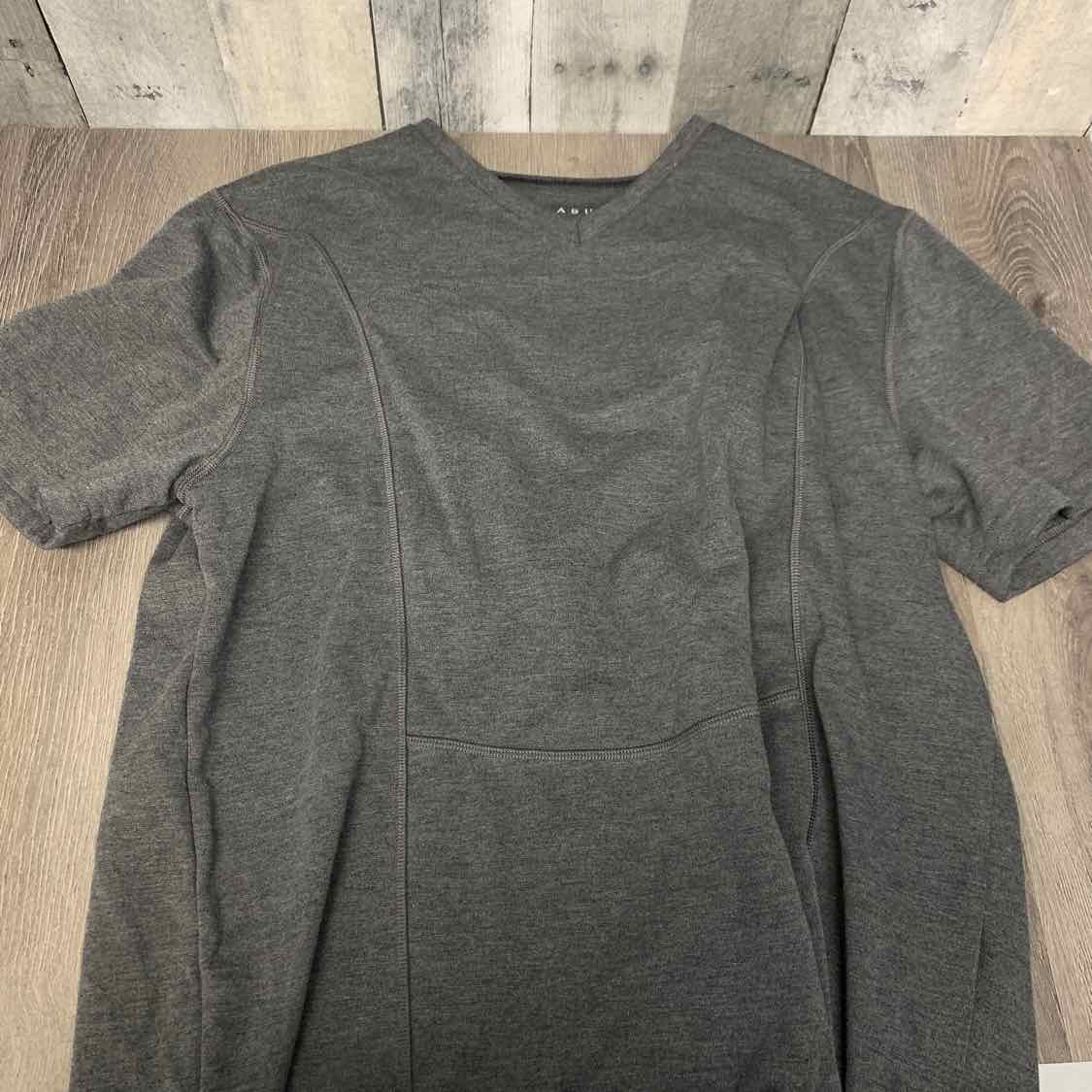 Size XL Gray Name Brand T Shirt