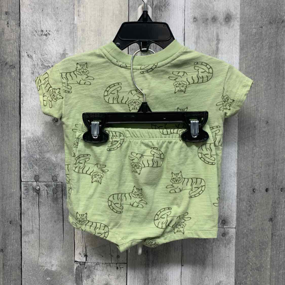 Size 3-6 Months Green Print Cat & Jack Shirt/Shorts
