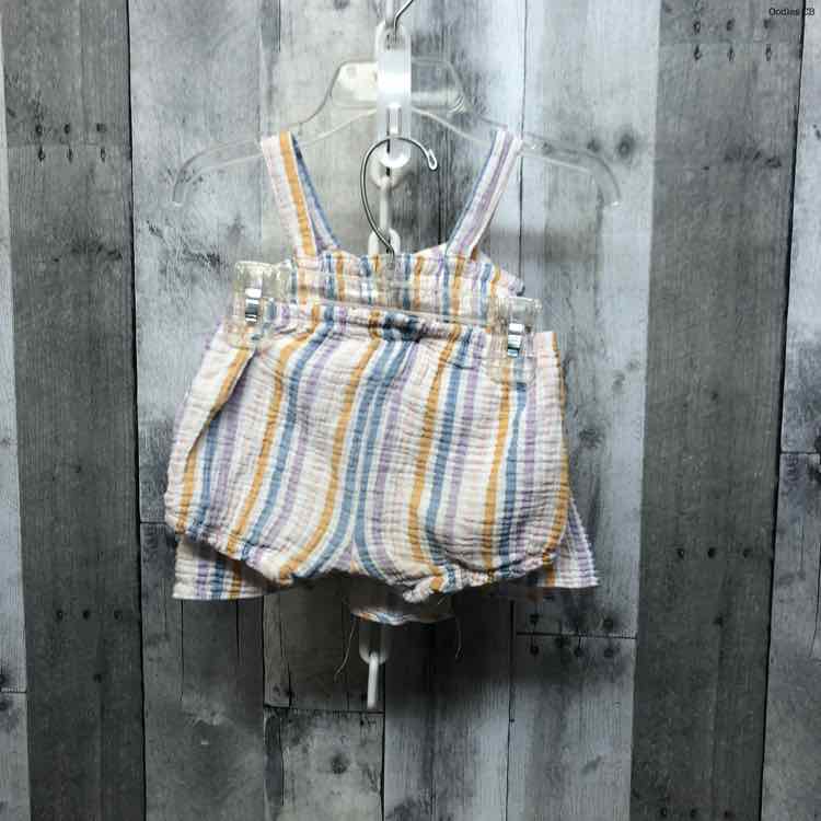 Size 12 Months White Striped 7 for all Mankind Shirt/Shorts