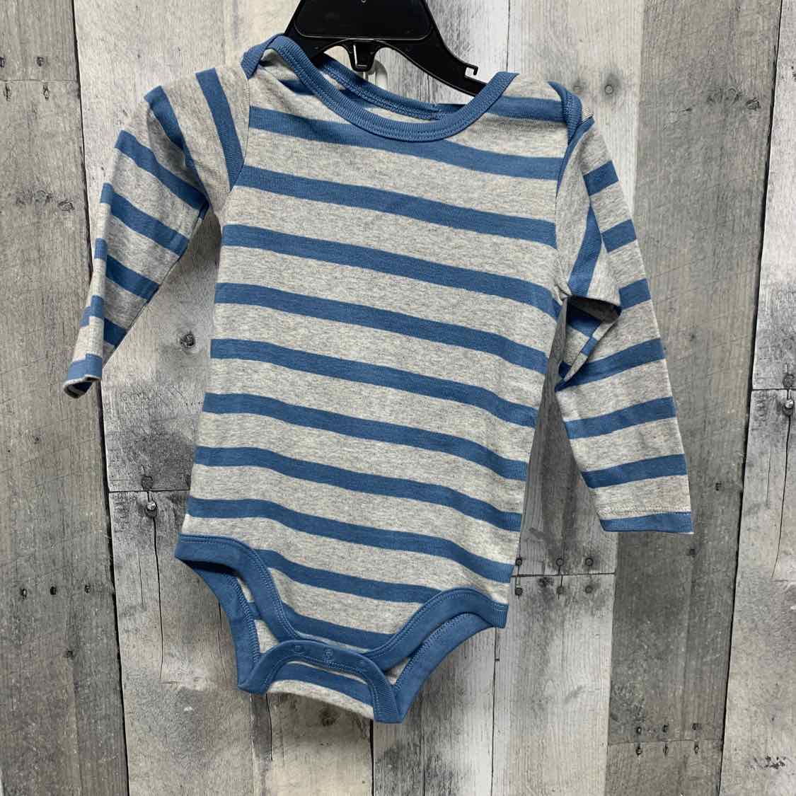 Size 12 Months Gray Striped Members Mark Bodysuit