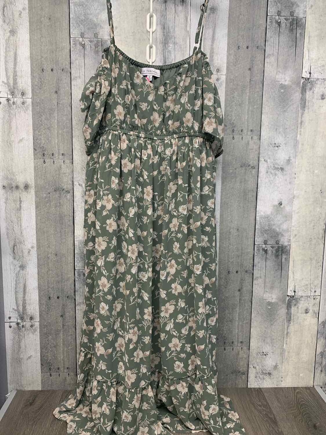 Size M Green Floral Print B Brand Dress - Short Sleeve