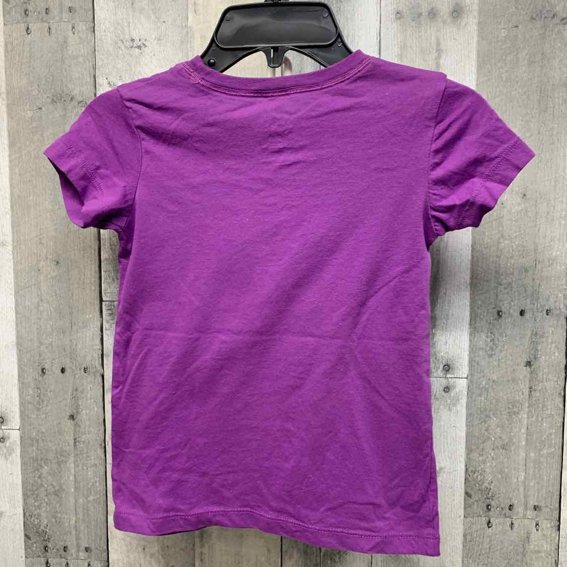 Size 4/5 Purple City Streets T Shirt