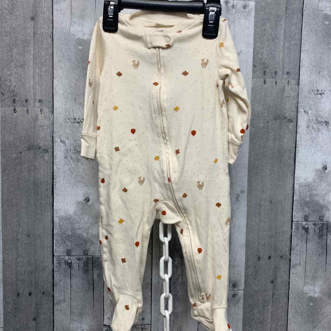 Size 9 Months Ivory Graphic Carter's Footy PJs