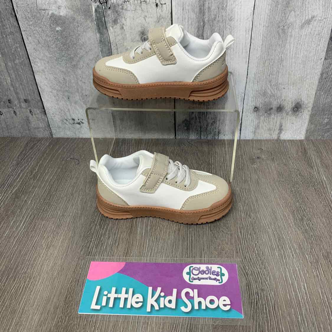 Size 7 Gray/White Carter's Sneakers