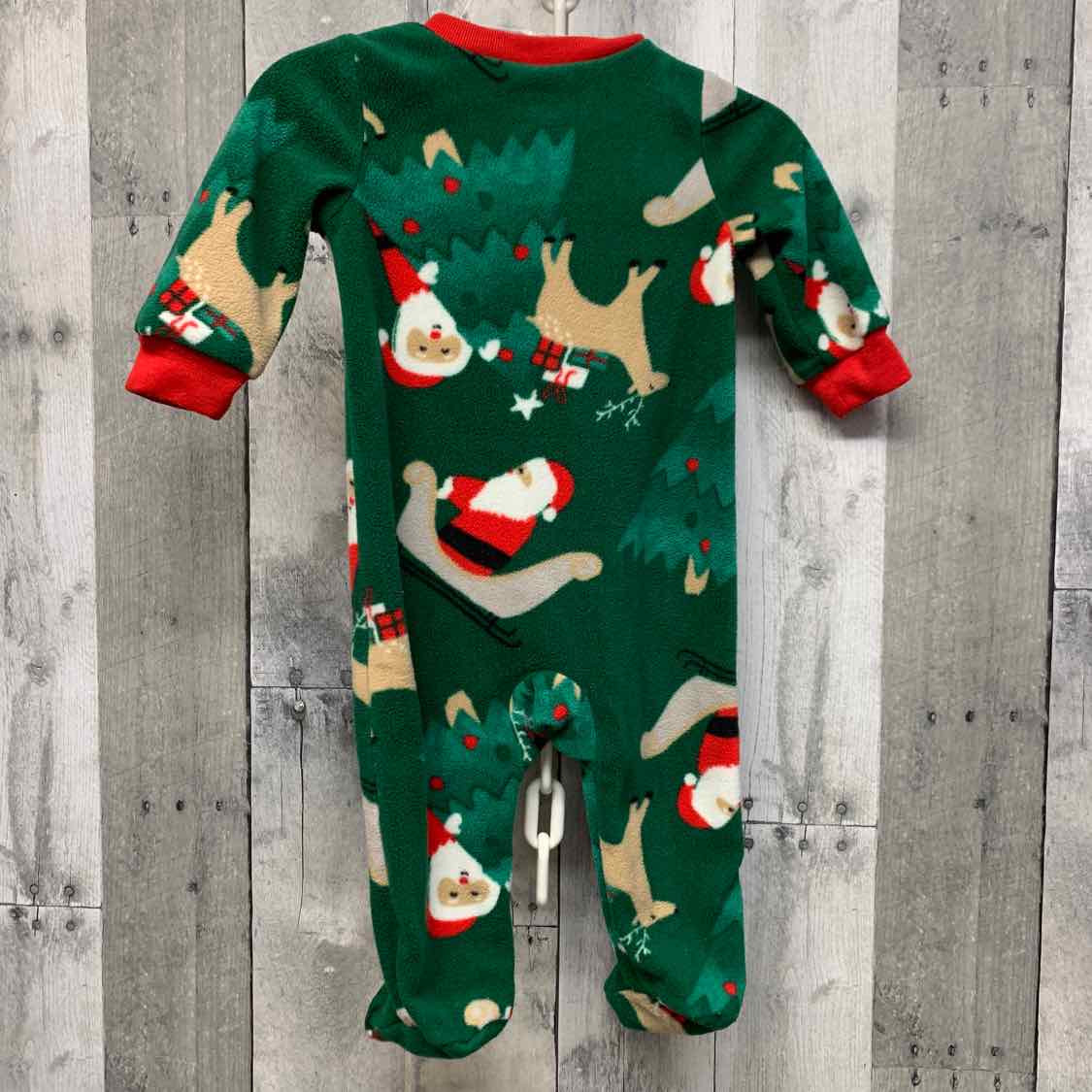 Size 6 Months Green Print Carter's Footy PJs