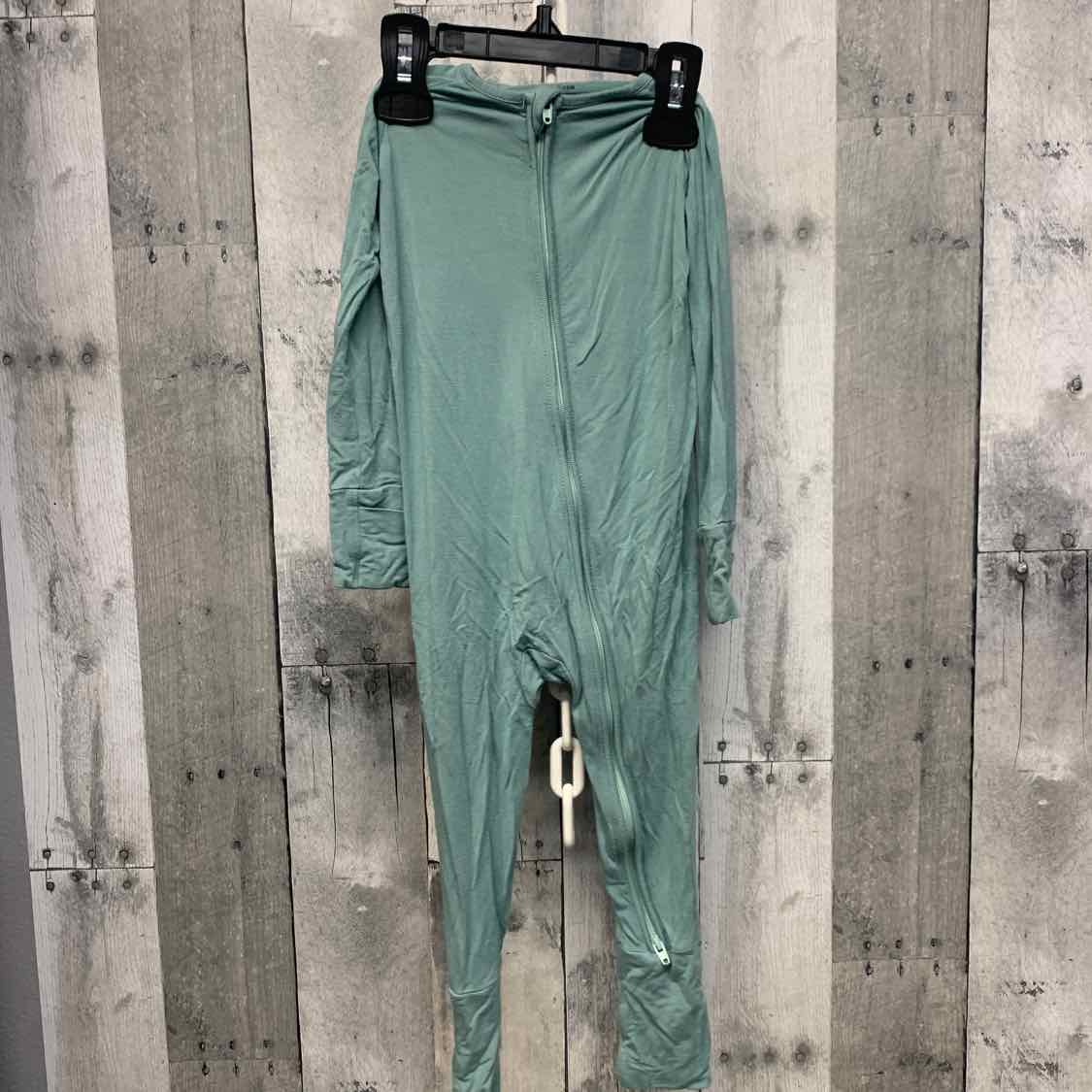 Size 12-18 Months Green Boutique Brand Footy PJs