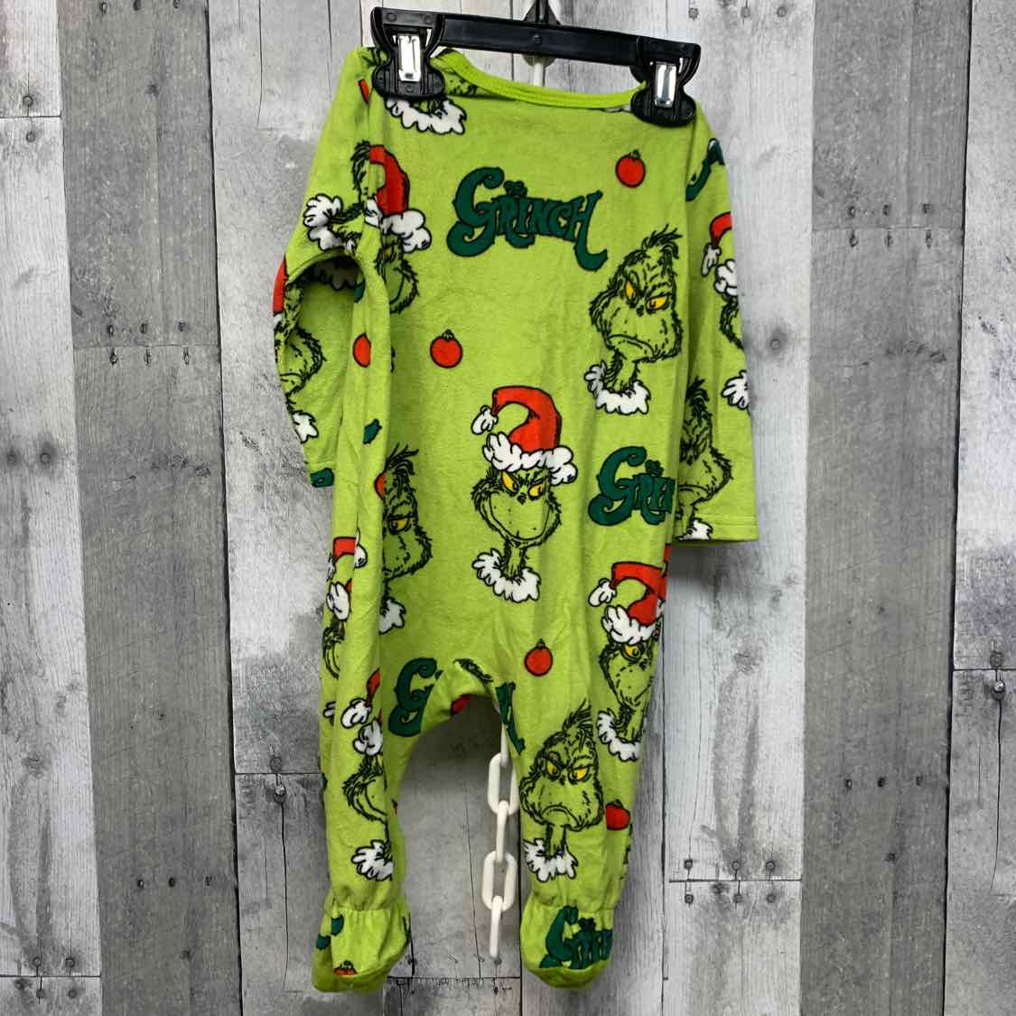 Size 6-9 Months Green Print Dr Seuss Footy PJs
