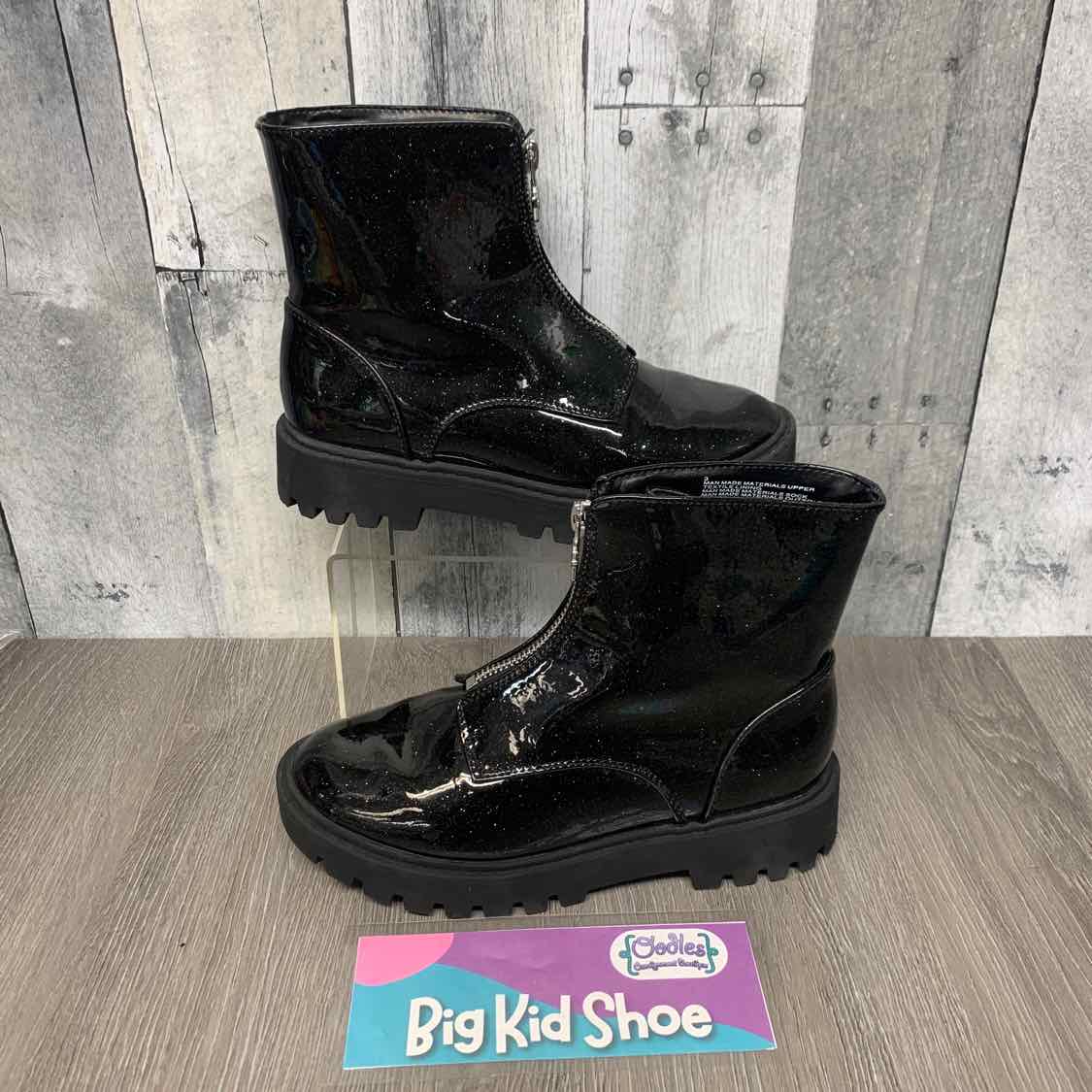 Size 3 Black Art Class Boots