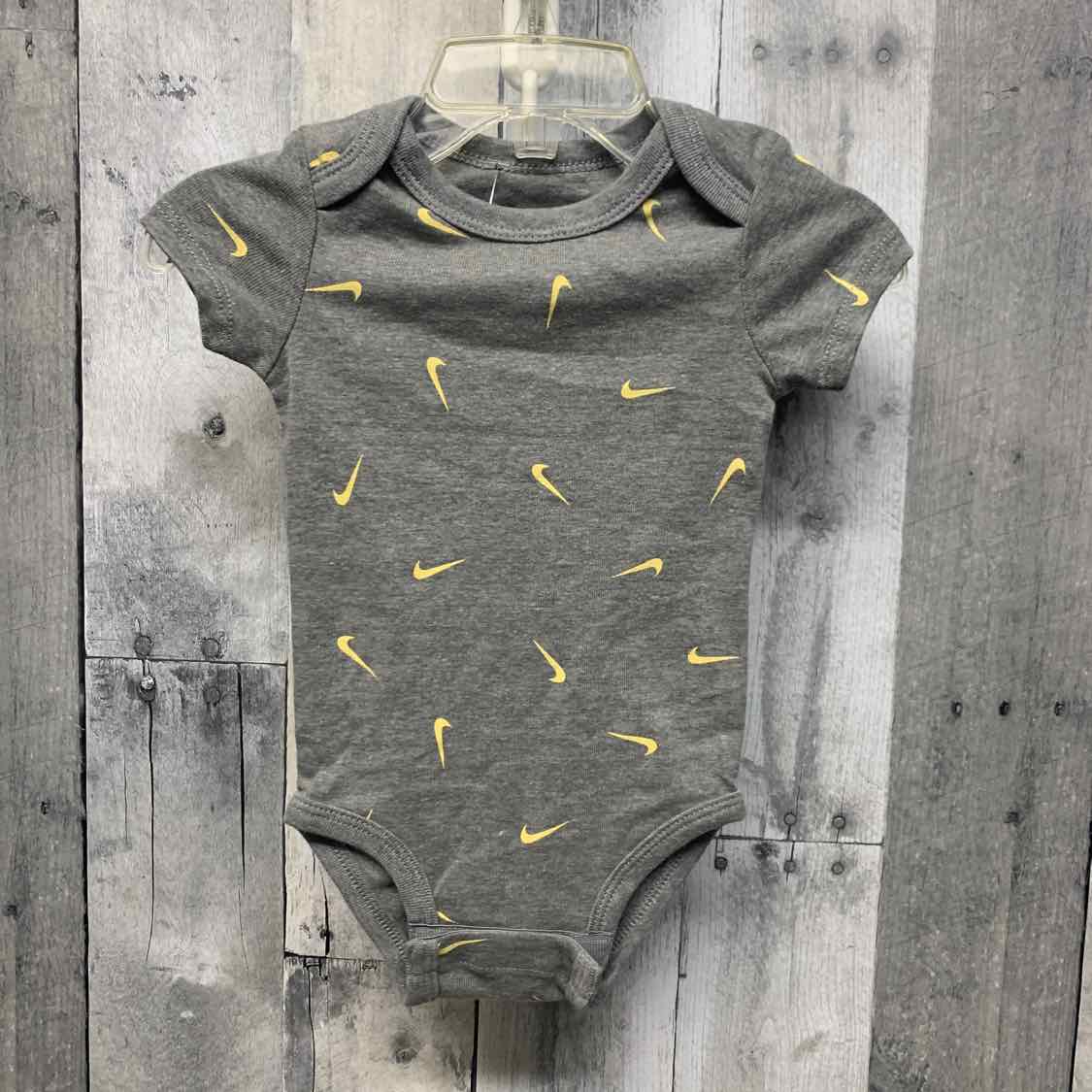Size 6 Months Gray/Yellow Sport Brand Bodysuit
