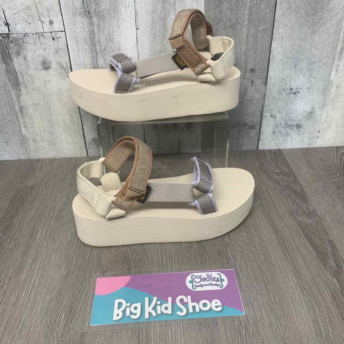 Size 6 Tan/Purple Name Brand Sandals