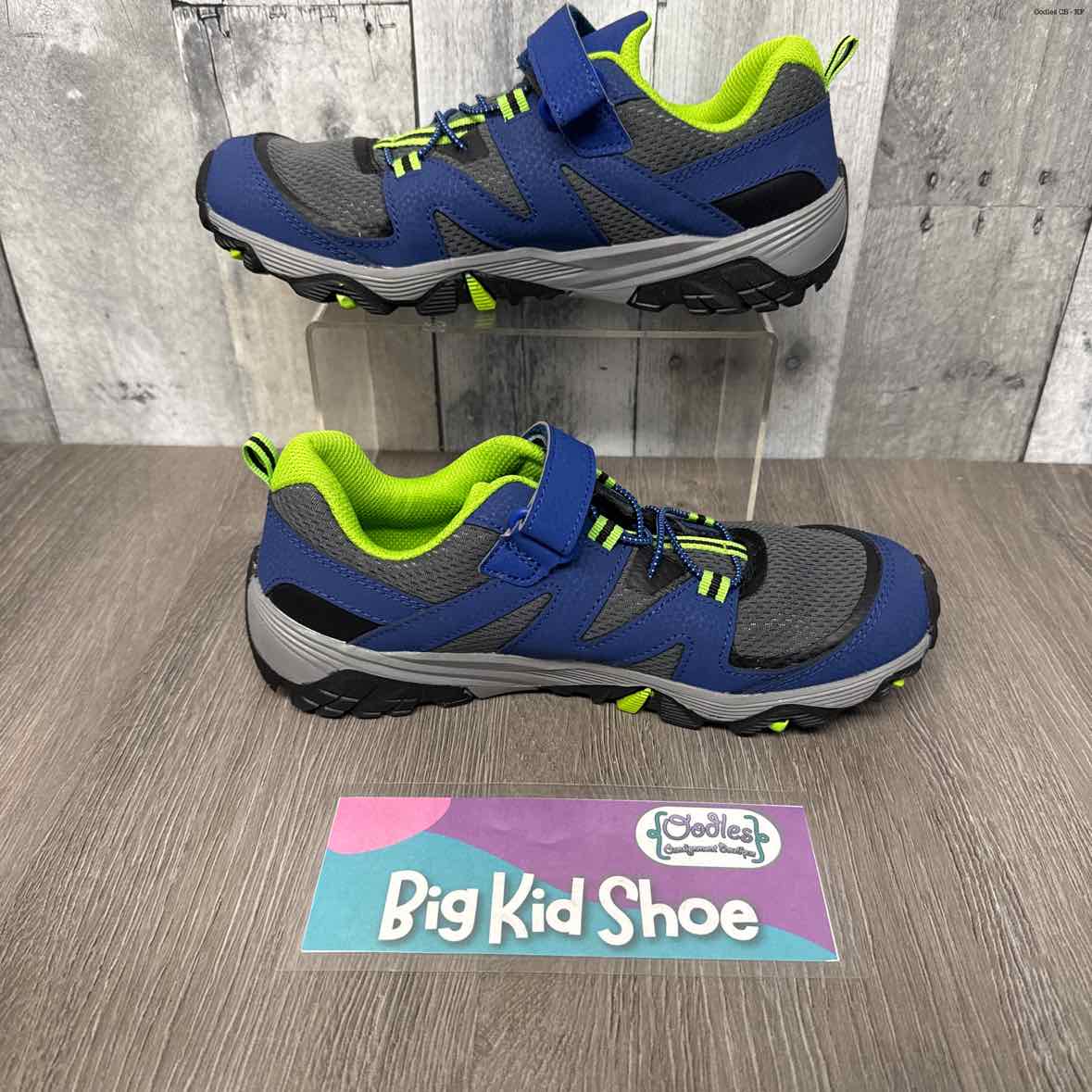 Size 5 Blue/Gray Merrell Sneakers