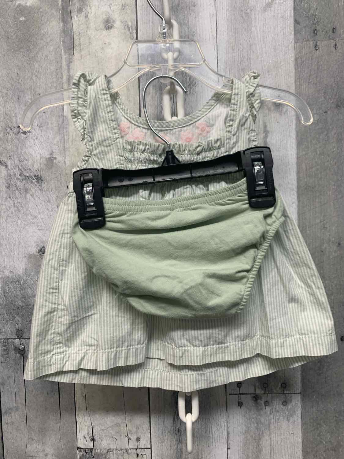 Size 3 Months Green/White Carter's 2pc Dress