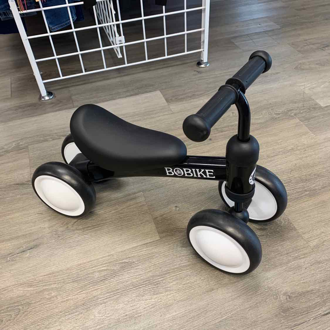 Generic Black/White Bike