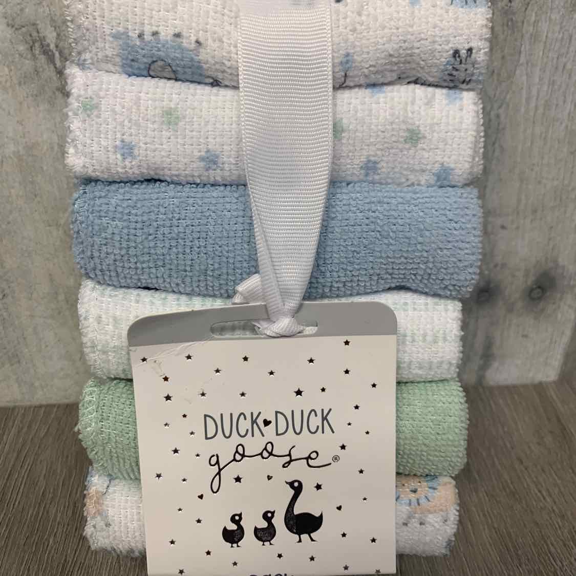 Generic Blue/White Towels