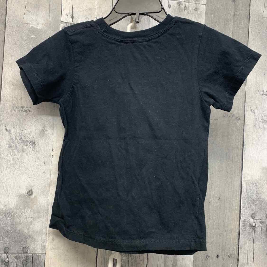Size 3T Black/Yellow B Brand T Shirt