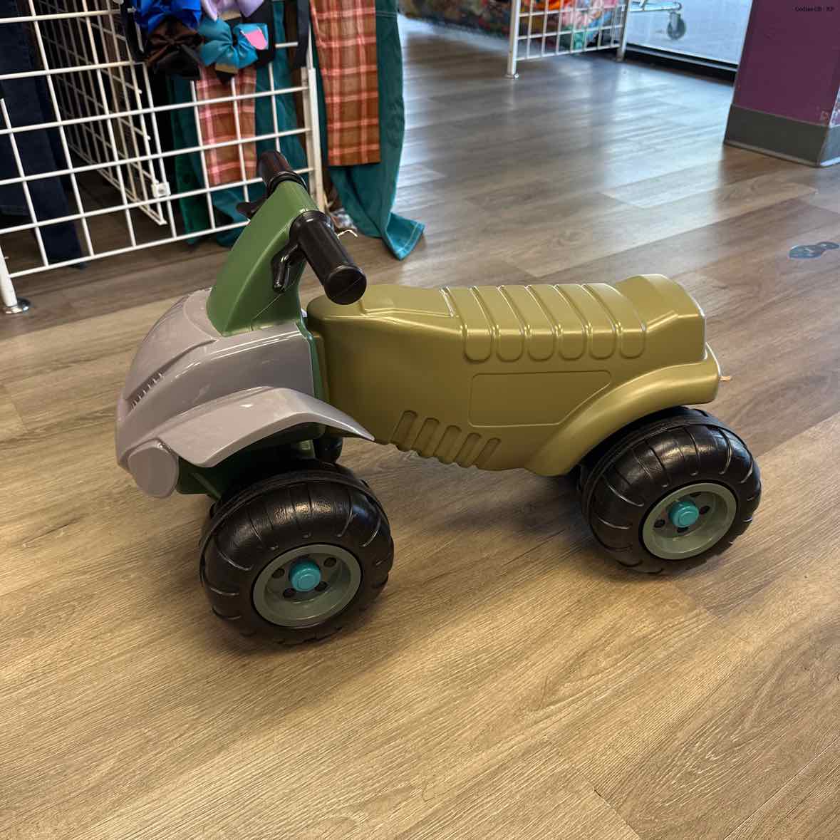Generic Green Pedal Car/Ride On