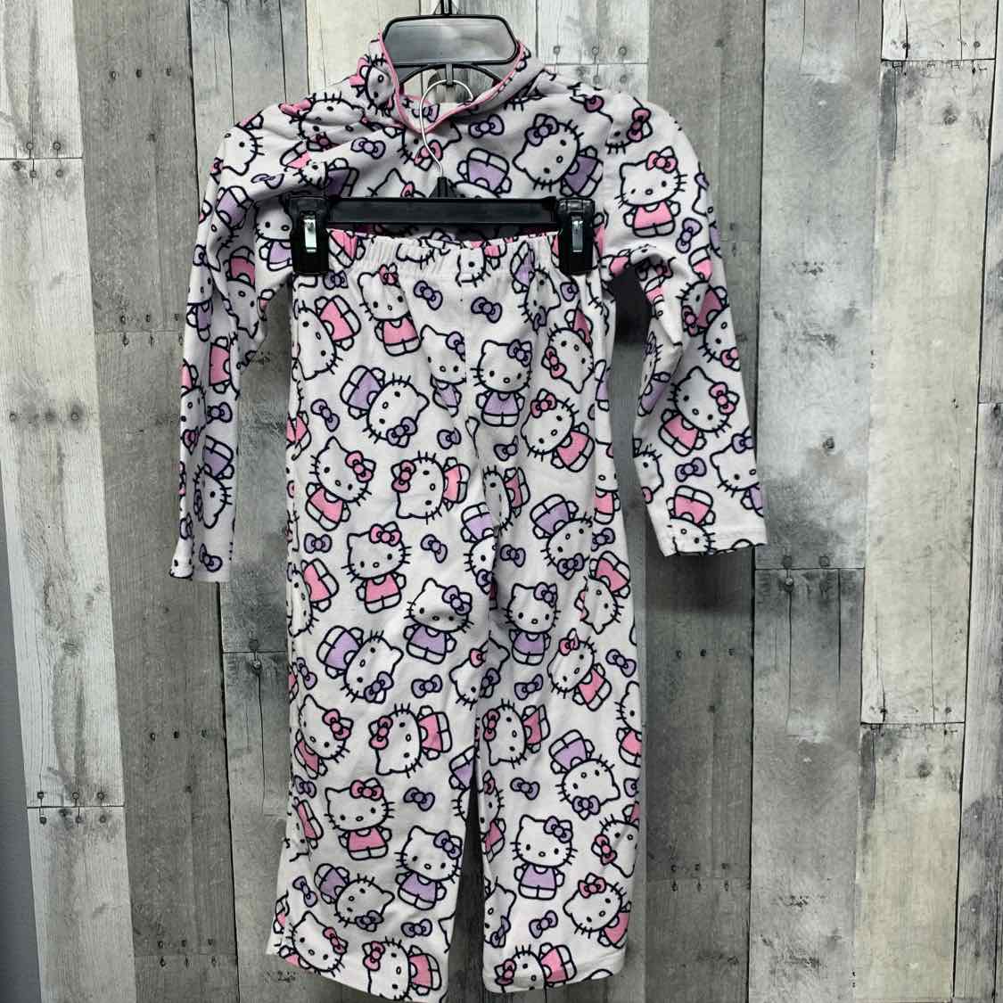 Size 6 White Print Hello Kitty 2pc PJs