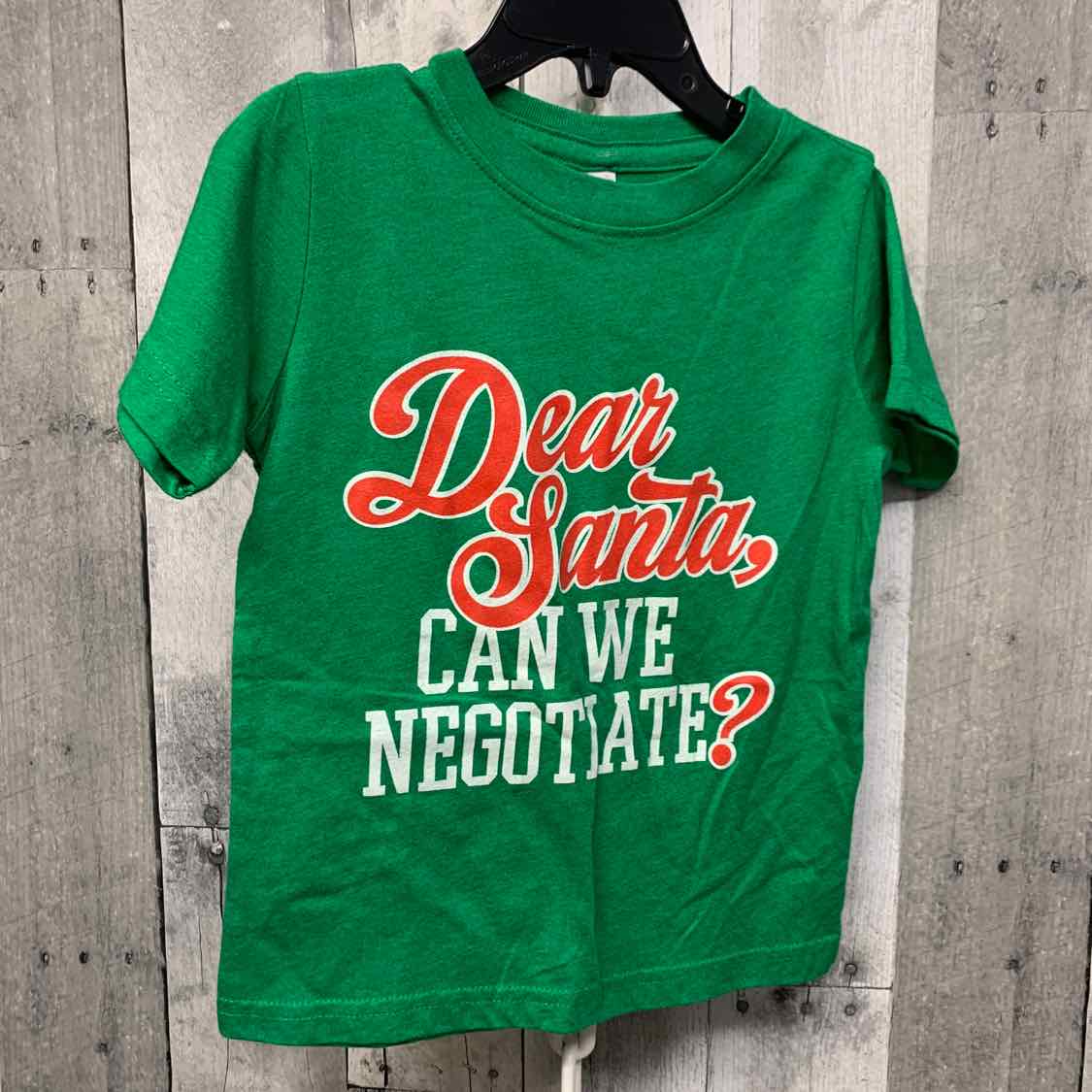 Size 3 Green Graphic Holiday Brands T Shirt