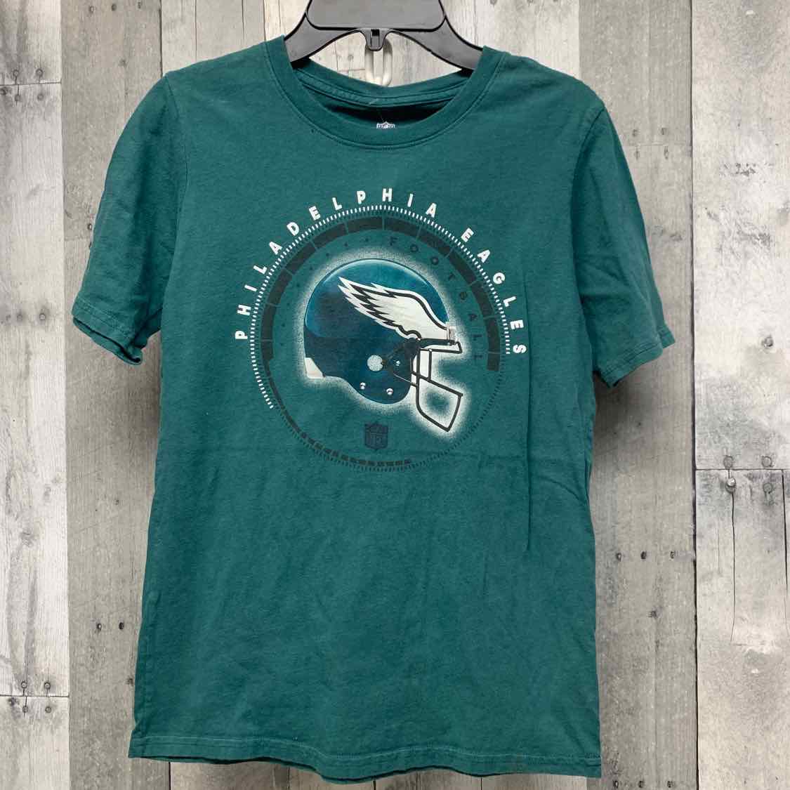 Size Medium Green Graphic Team Apparel T Shirt