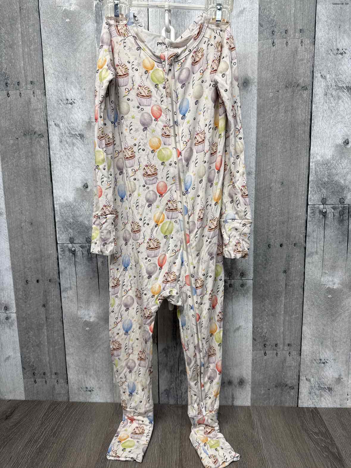 Size 2T White Print Bamboo Footy PJs