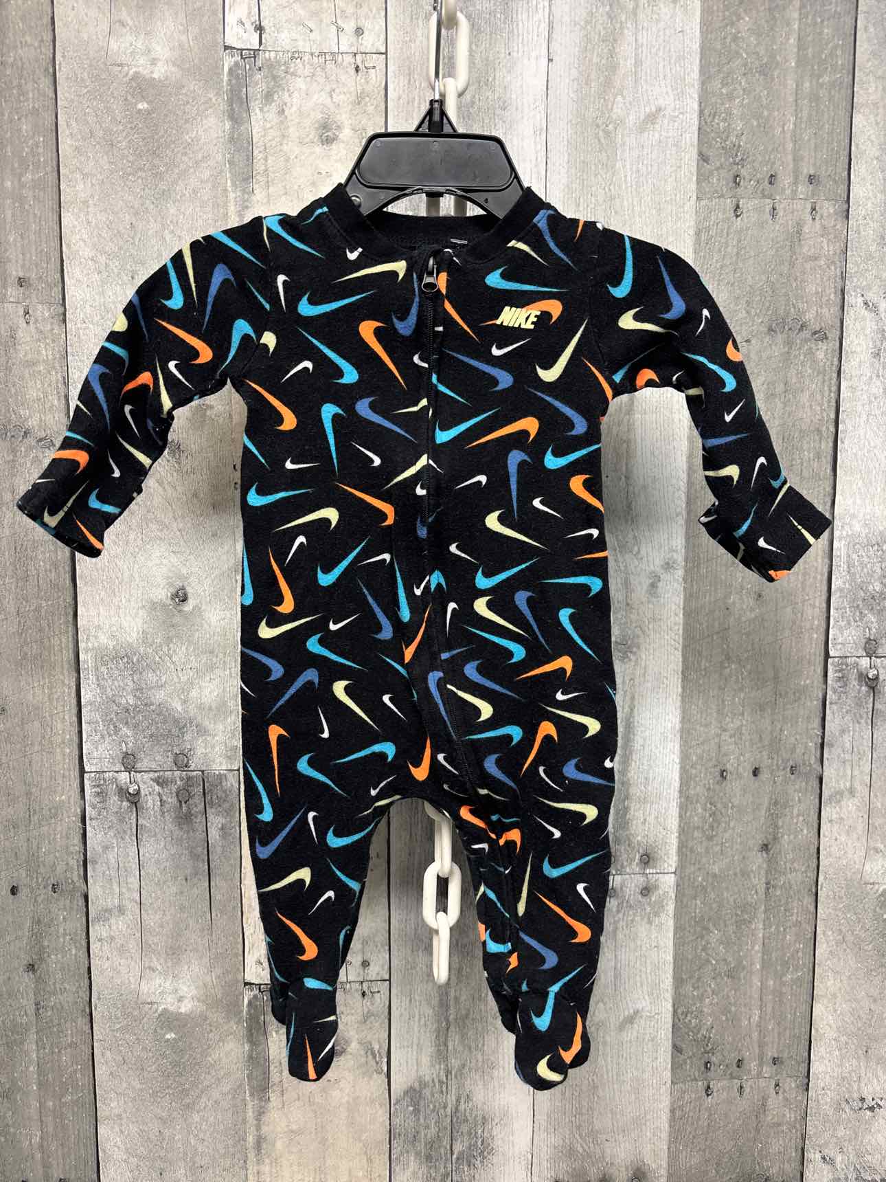 Size 3 Months Black Print Sport Brand Footy PJs