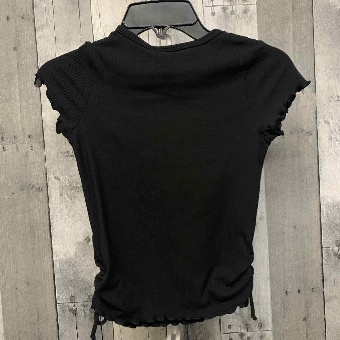 Size 6 Black Graphic Mid Brand T Shirt