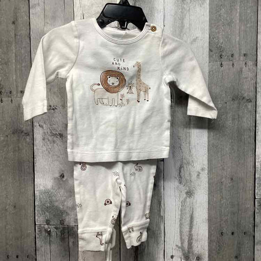 Size 3 Months White Print Carter's Shirt/Pants