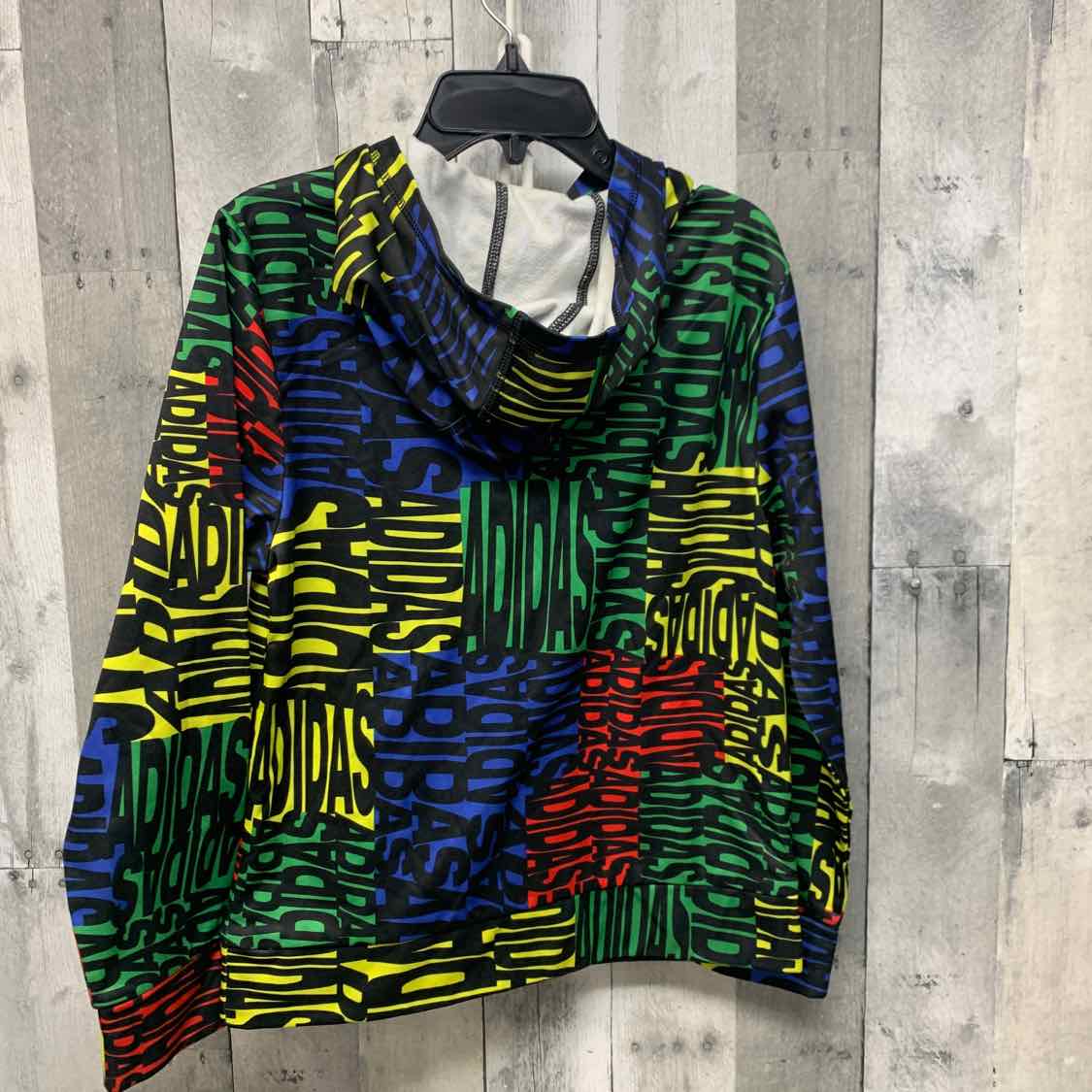 Size Medium Black Print Sport Brand Pull Over