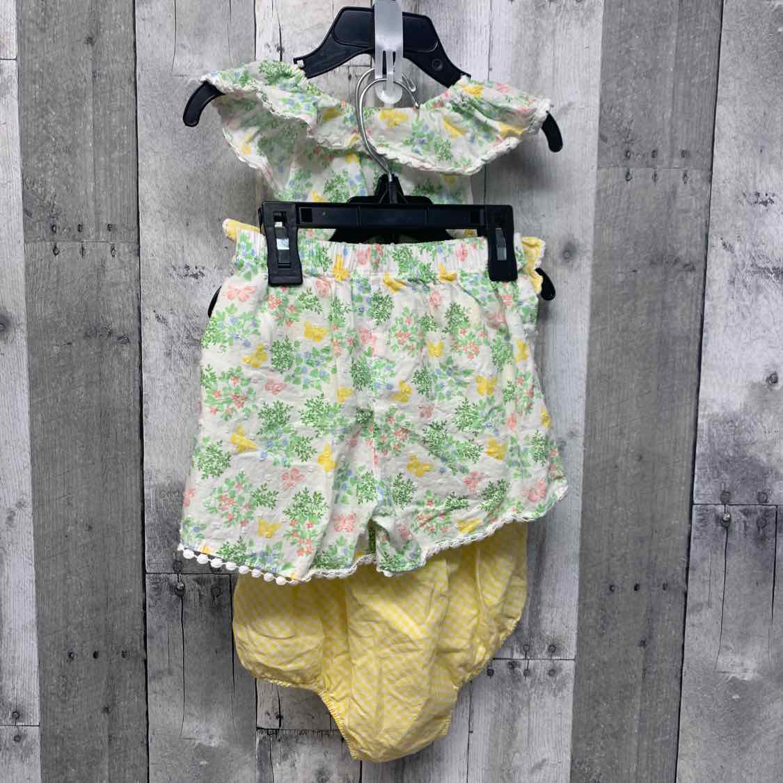 Size 24 Months Green/Yellow Little Me Shirt/Shorts