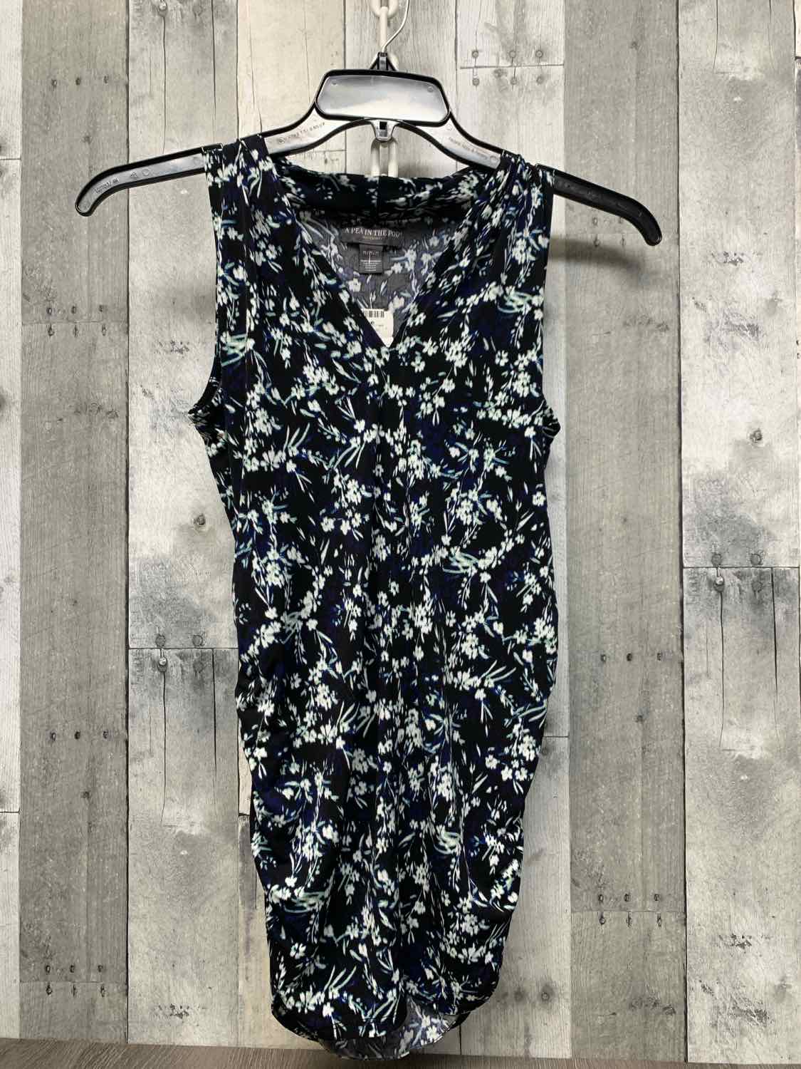 Size M Black A Pea in the Pod Tank Top