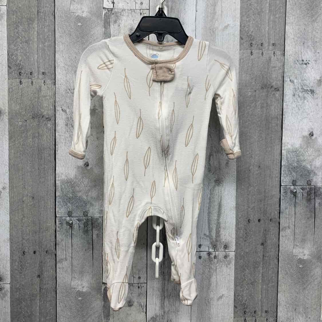 Size 0-3 Months White/Tan Cloud Island Footy PJs