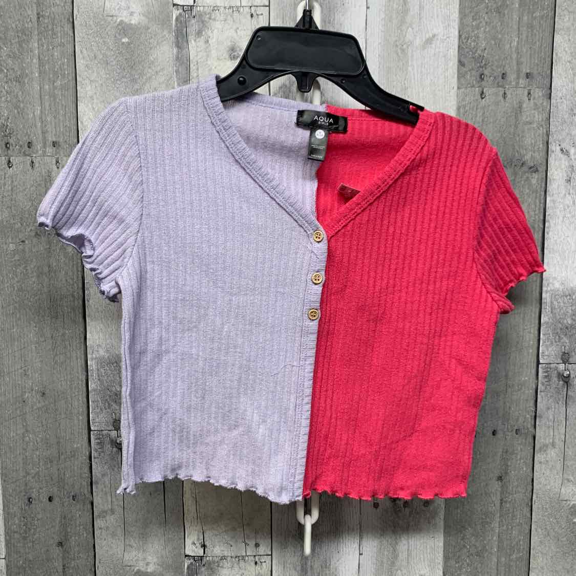Size Medium Purple/Pink B Brand Short Sleeve Shirt