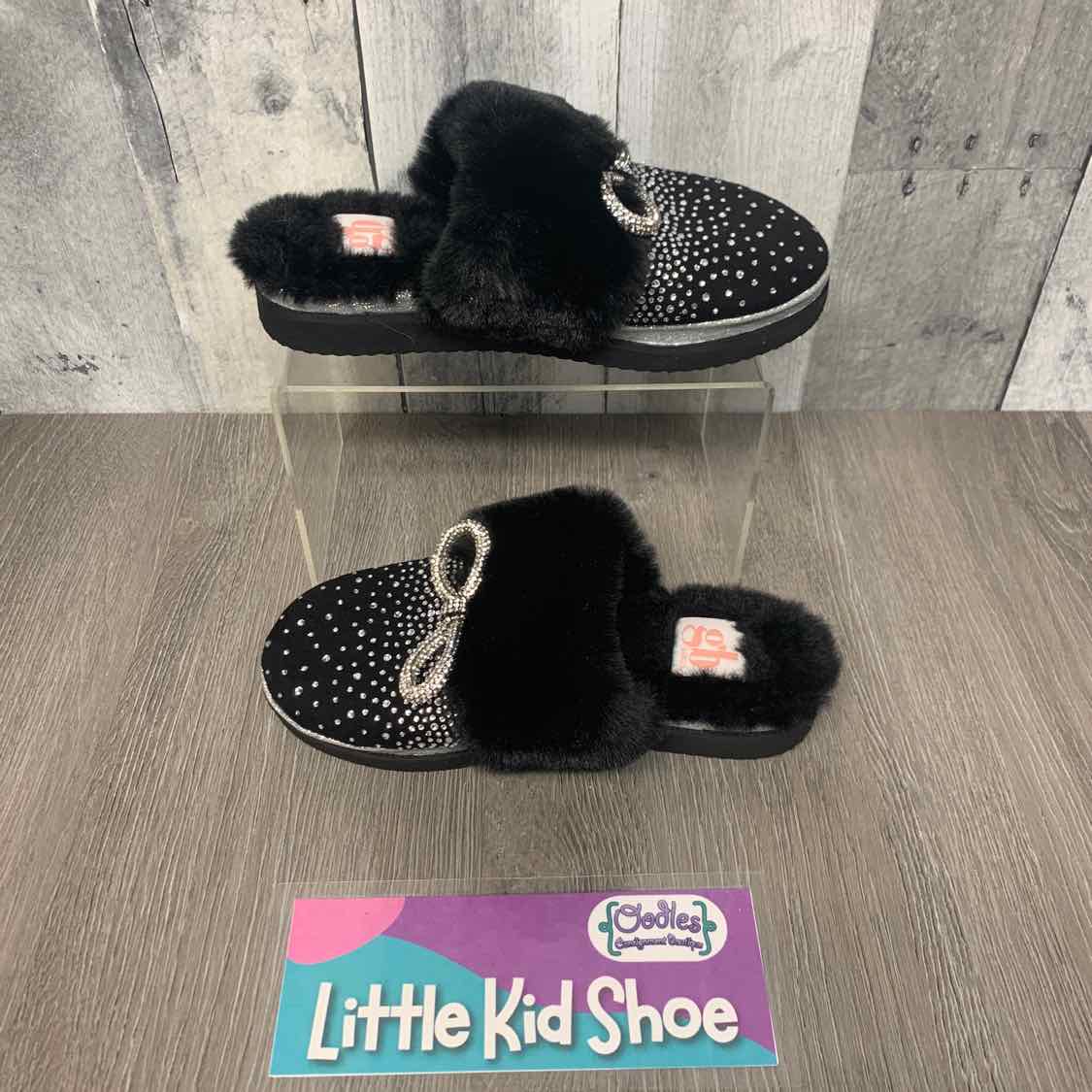 Size 13 Black/Silver B Brand Slippers