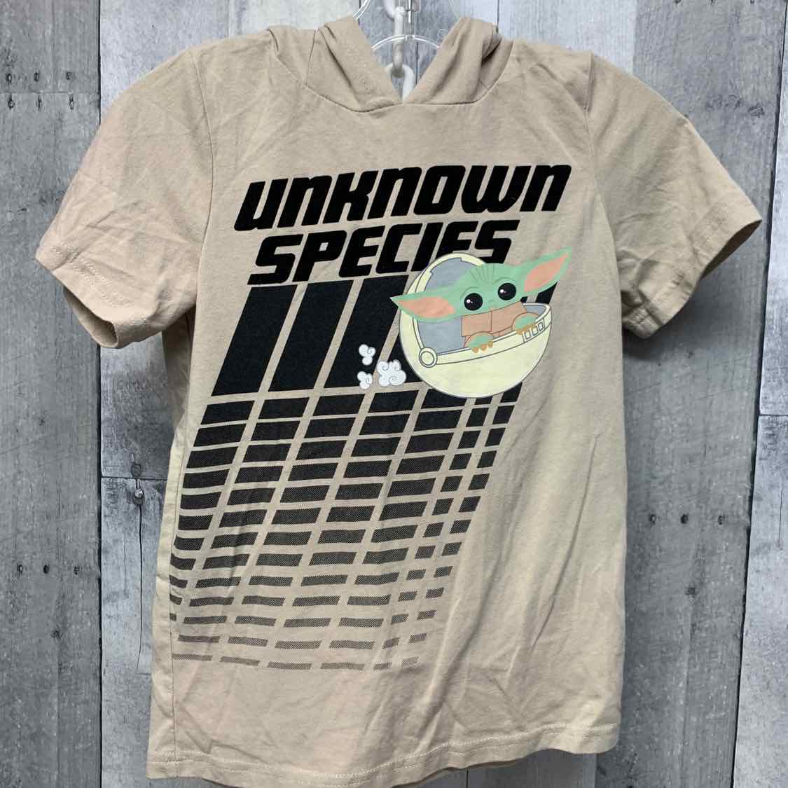Size 7 Brown Star Wars T Shirt