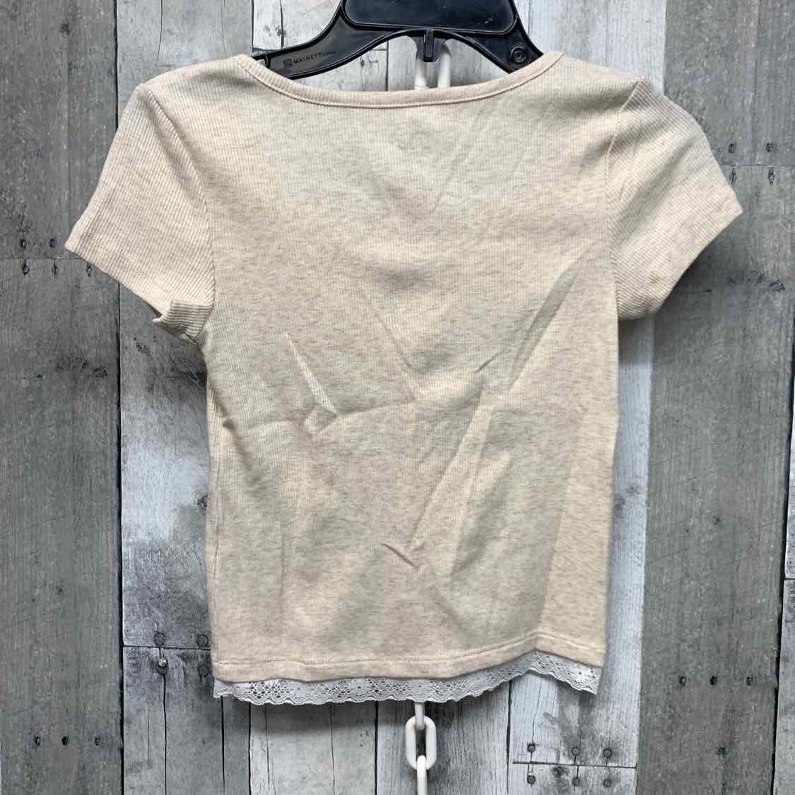 Size 6/7 Tan/White SO T Shirt