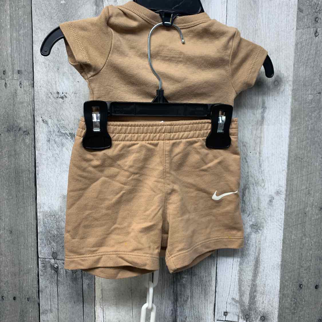 Size 6 Months Tan/White Sport Brand Shirt/Shorts