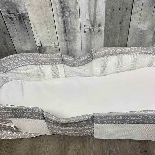 Baby Delight Gray Print Co-Sleeper