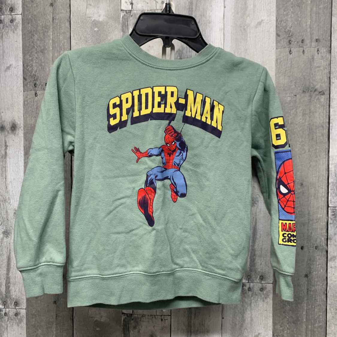 Size 6 Green/Red Marvel Pull Over