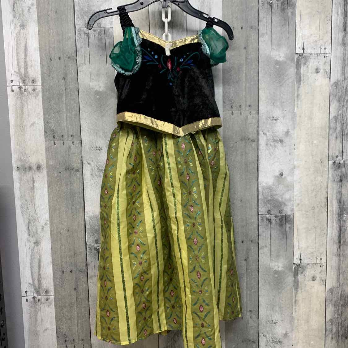 Disney Store Black/Green Size 7/8 Halloween Costume - Big Kid