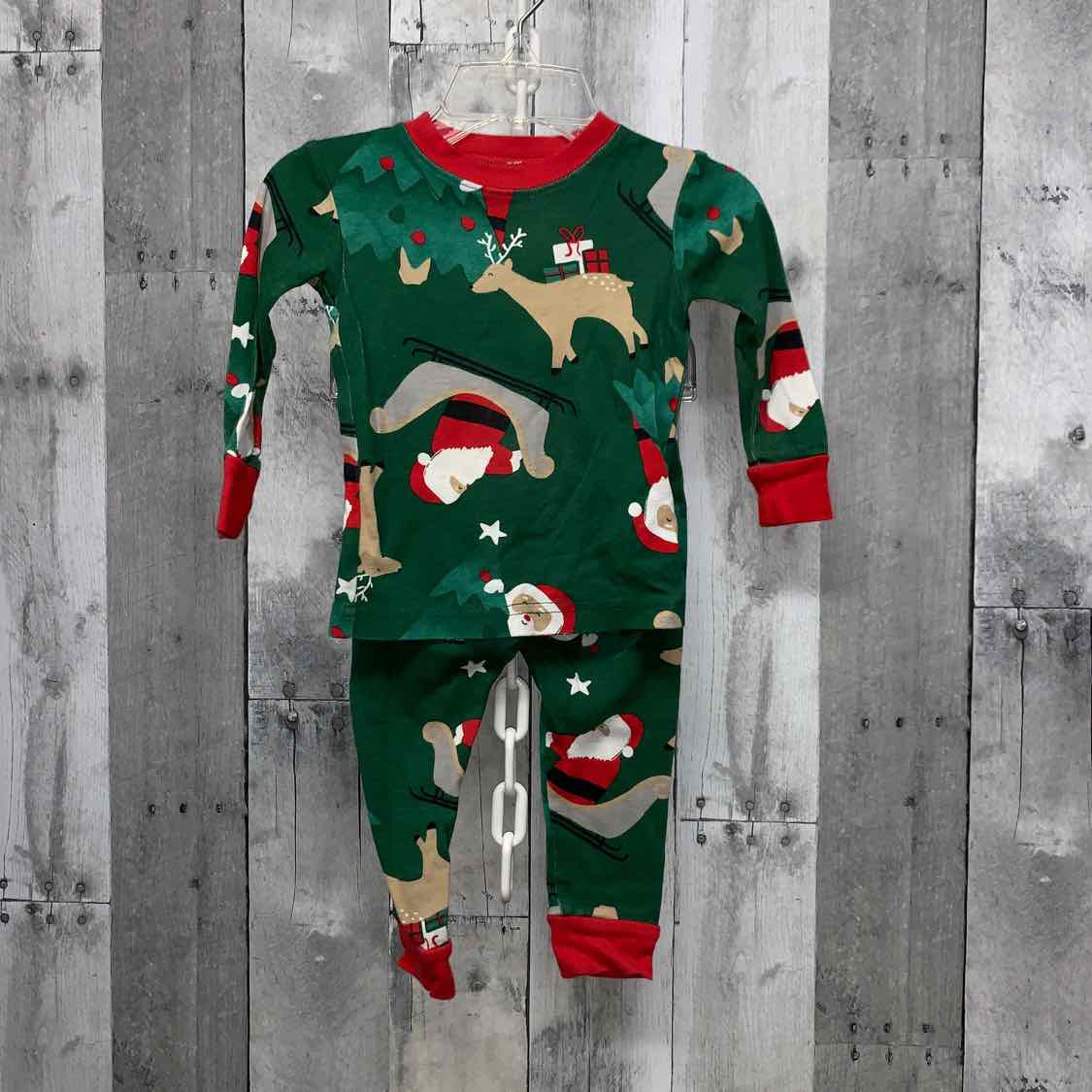 Size 12 Months Green/Red Carter's 2pc PJs - OodlesCB