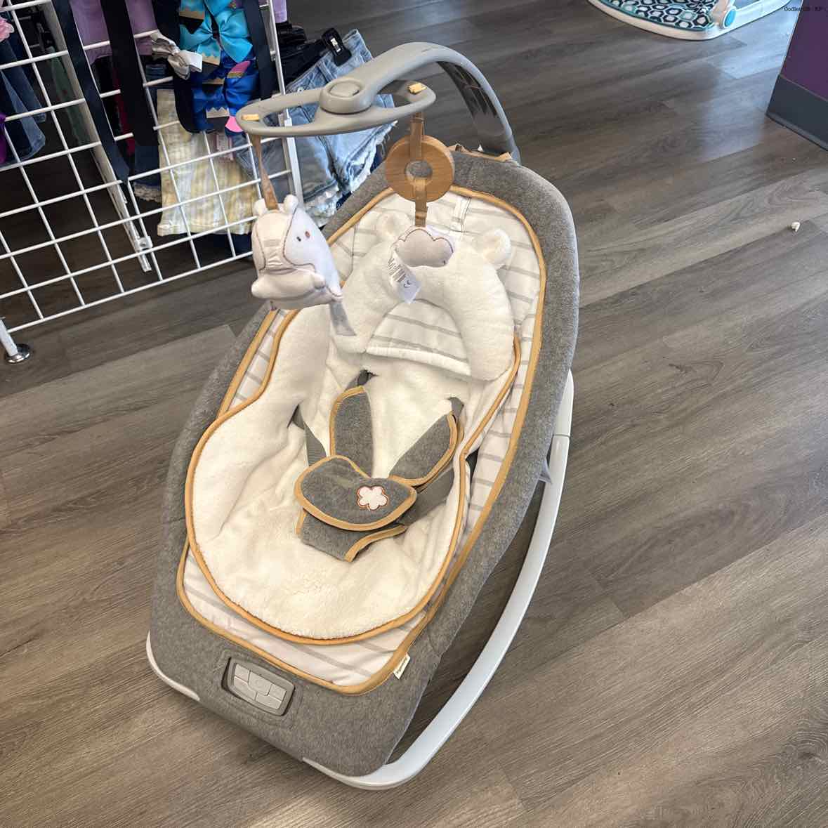 Ingenuity Gray/White Rocker