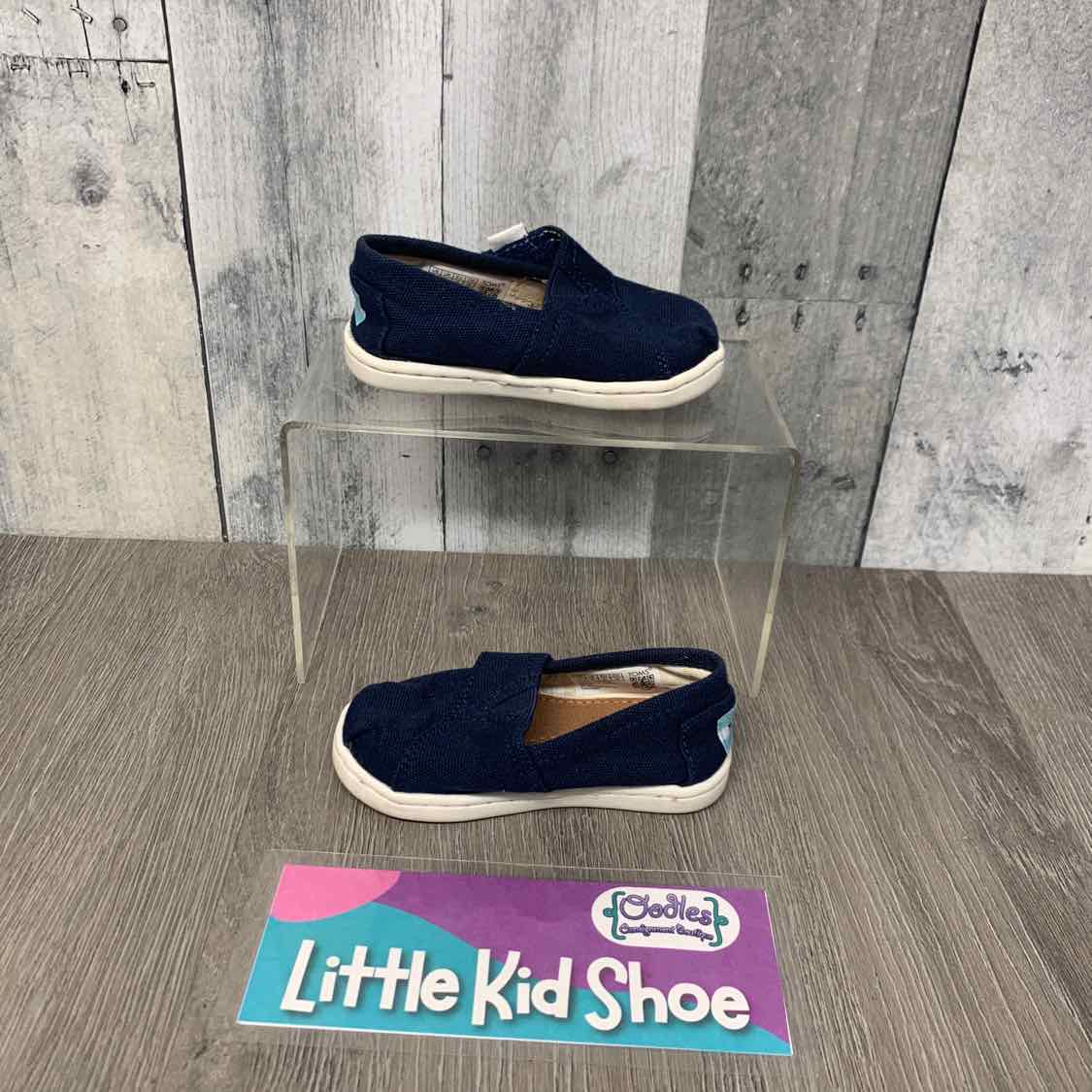 Size 5 Navy Toms Loafers