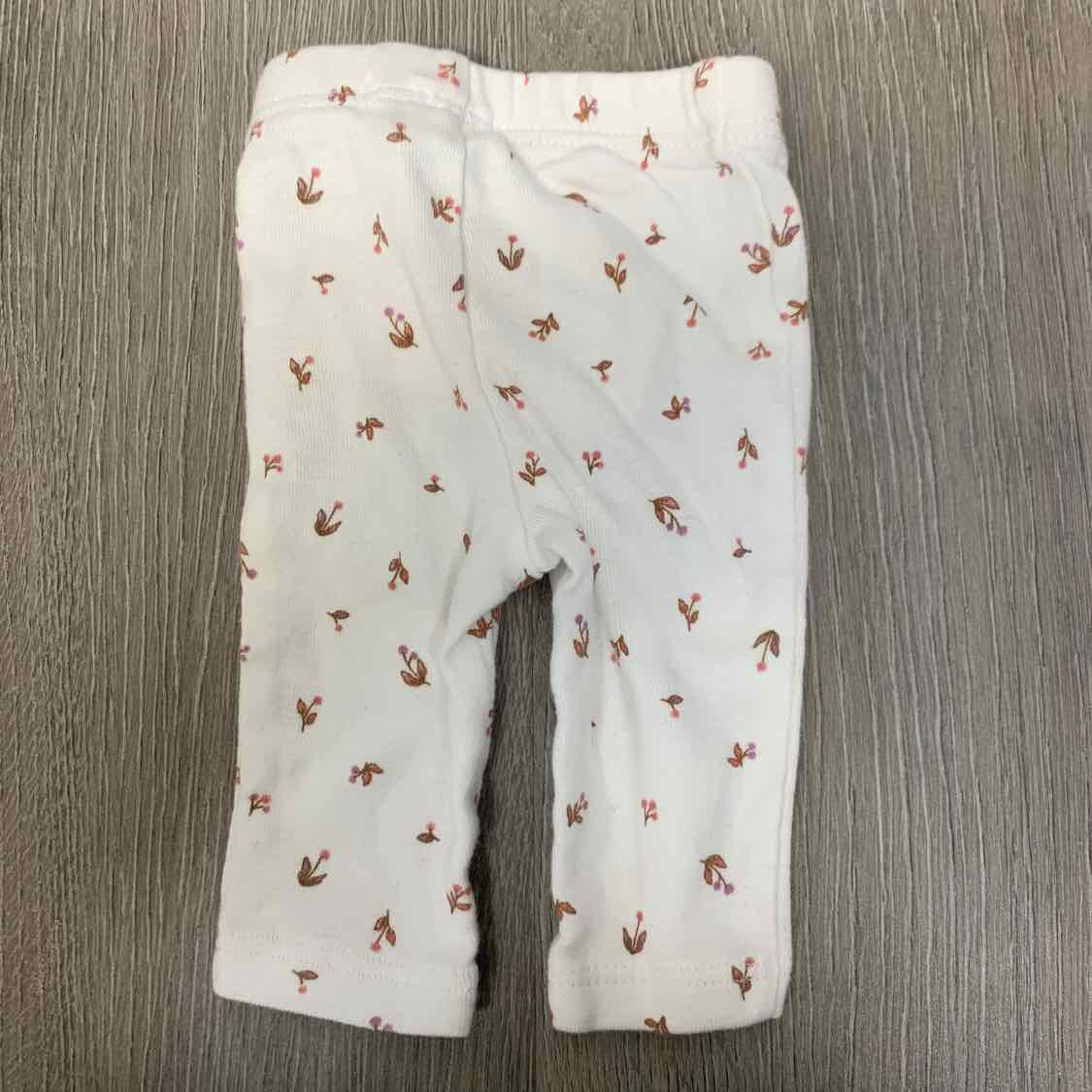 Size Preemie White Print Just One You Leggings