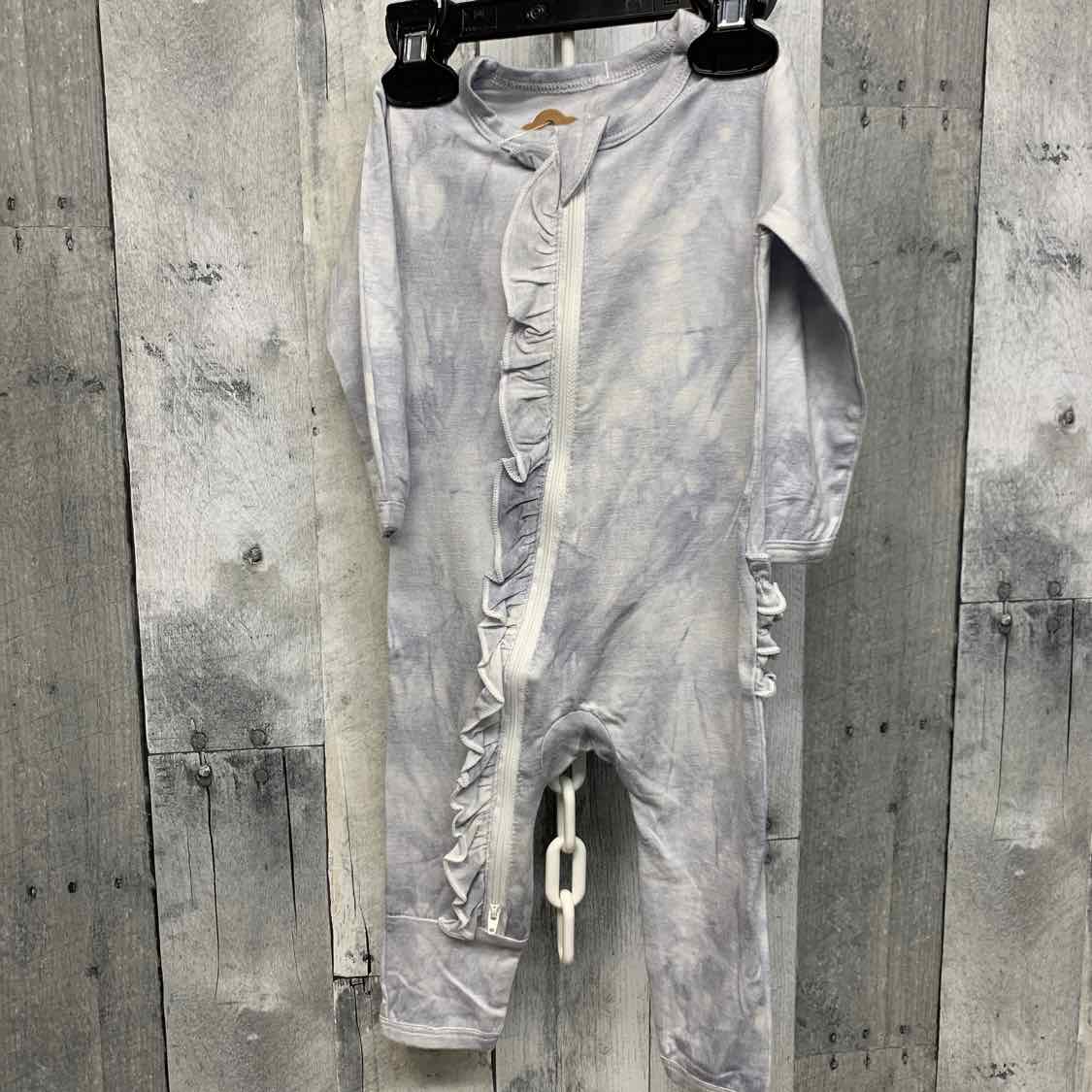 Size 6-12 Months Gray Print Little Buggins Romper