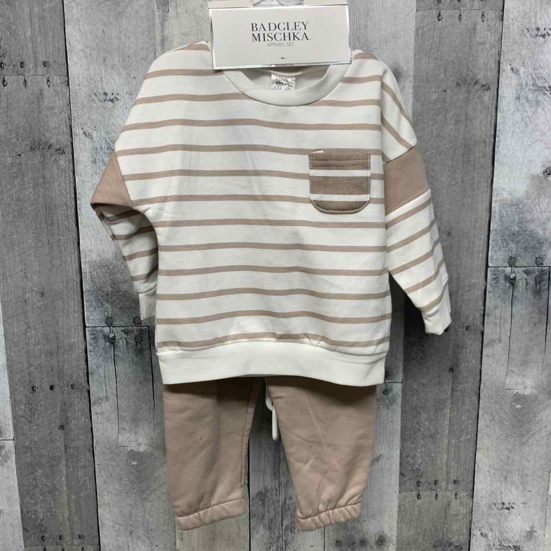 Size 12-18 Months Tan/White Mid Brand Shirt/Pants
