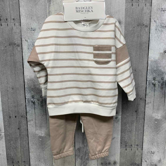 Size 12-18 Months Tan/White Mid Brand Shirt/Pants
