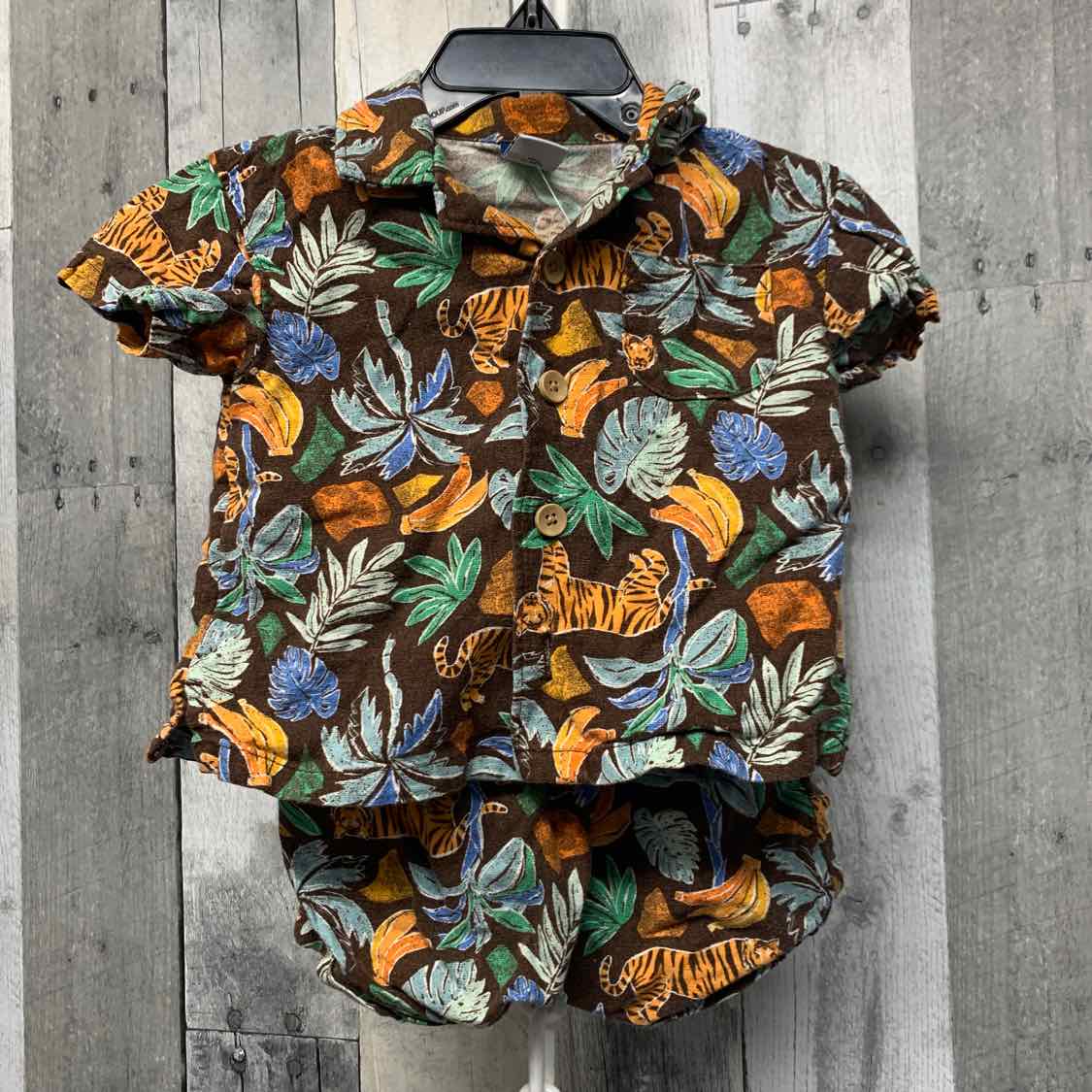 Size 6-12 Months Brown Print Old Navy Shirt/Shorts