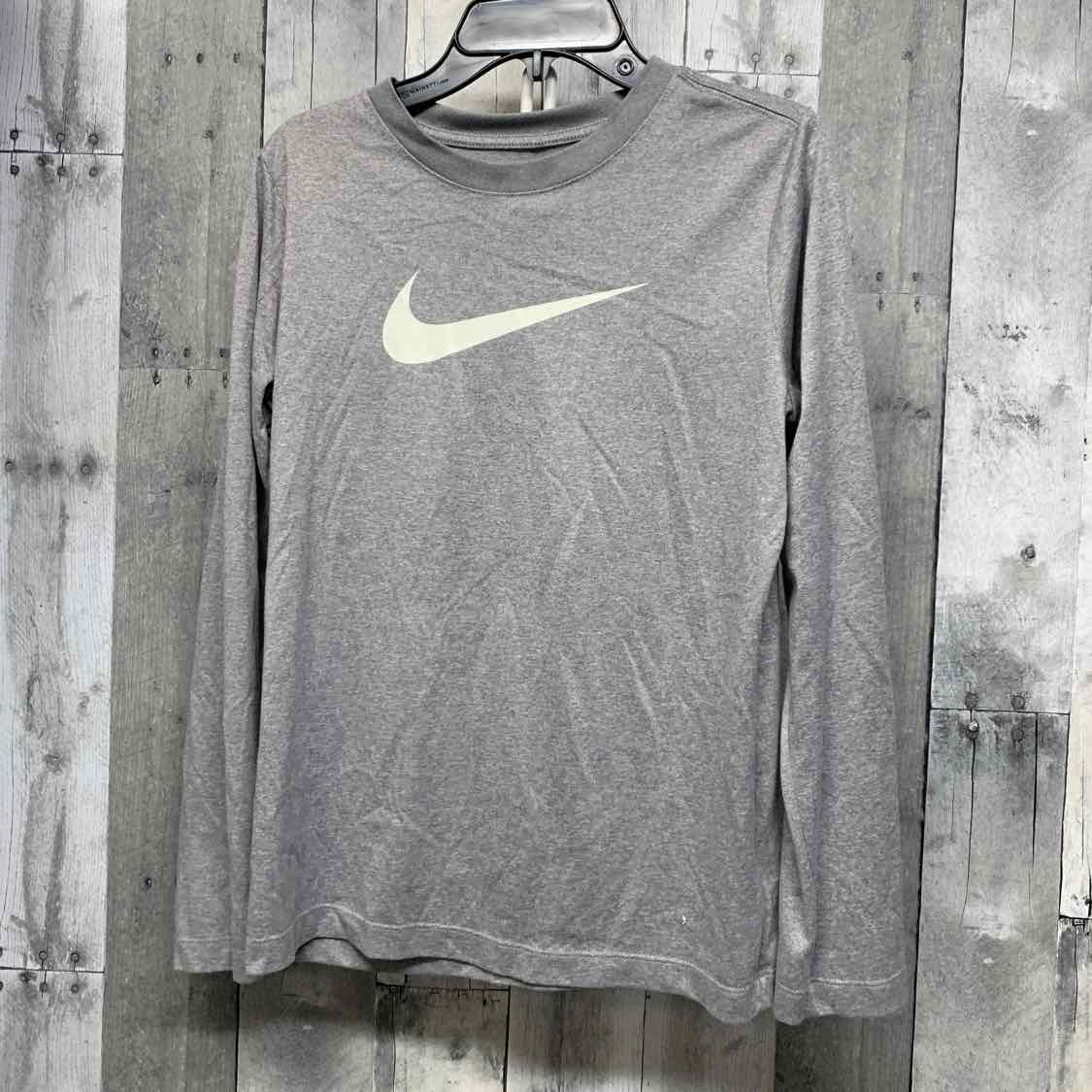 Size Large Gray Graphic Sport Brand Long Sleeve Shirt