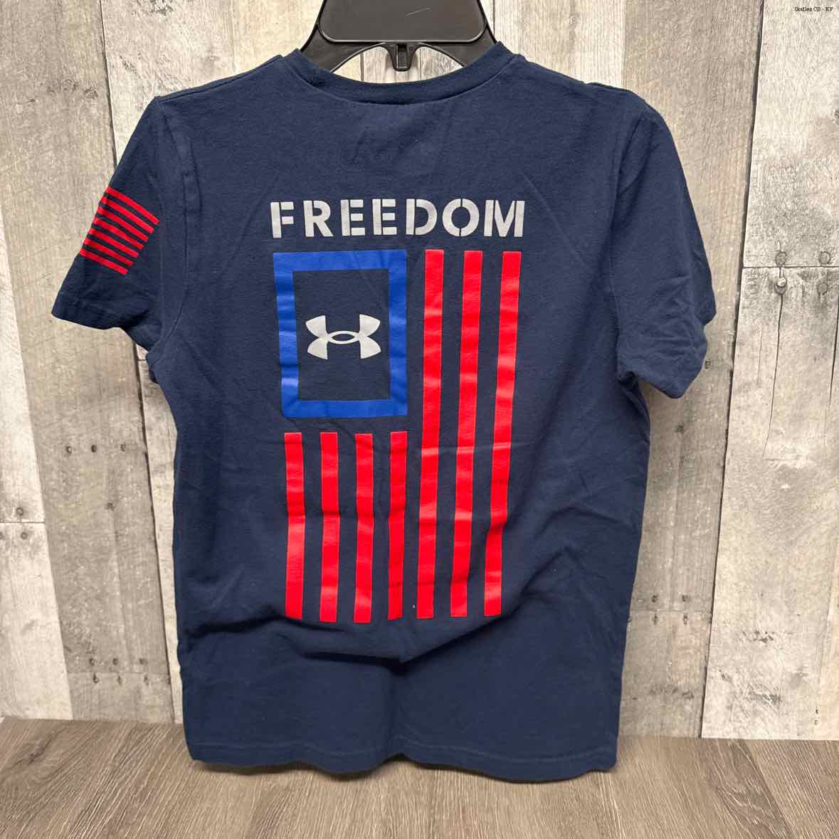 Size Medium Navy/Red Sport Brand T Shirt