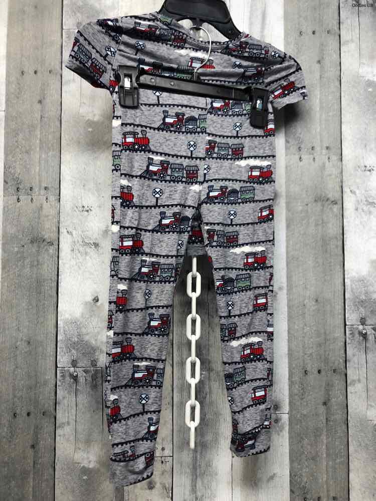 Size 4T Gray Graphic MickMack 2pc PJs